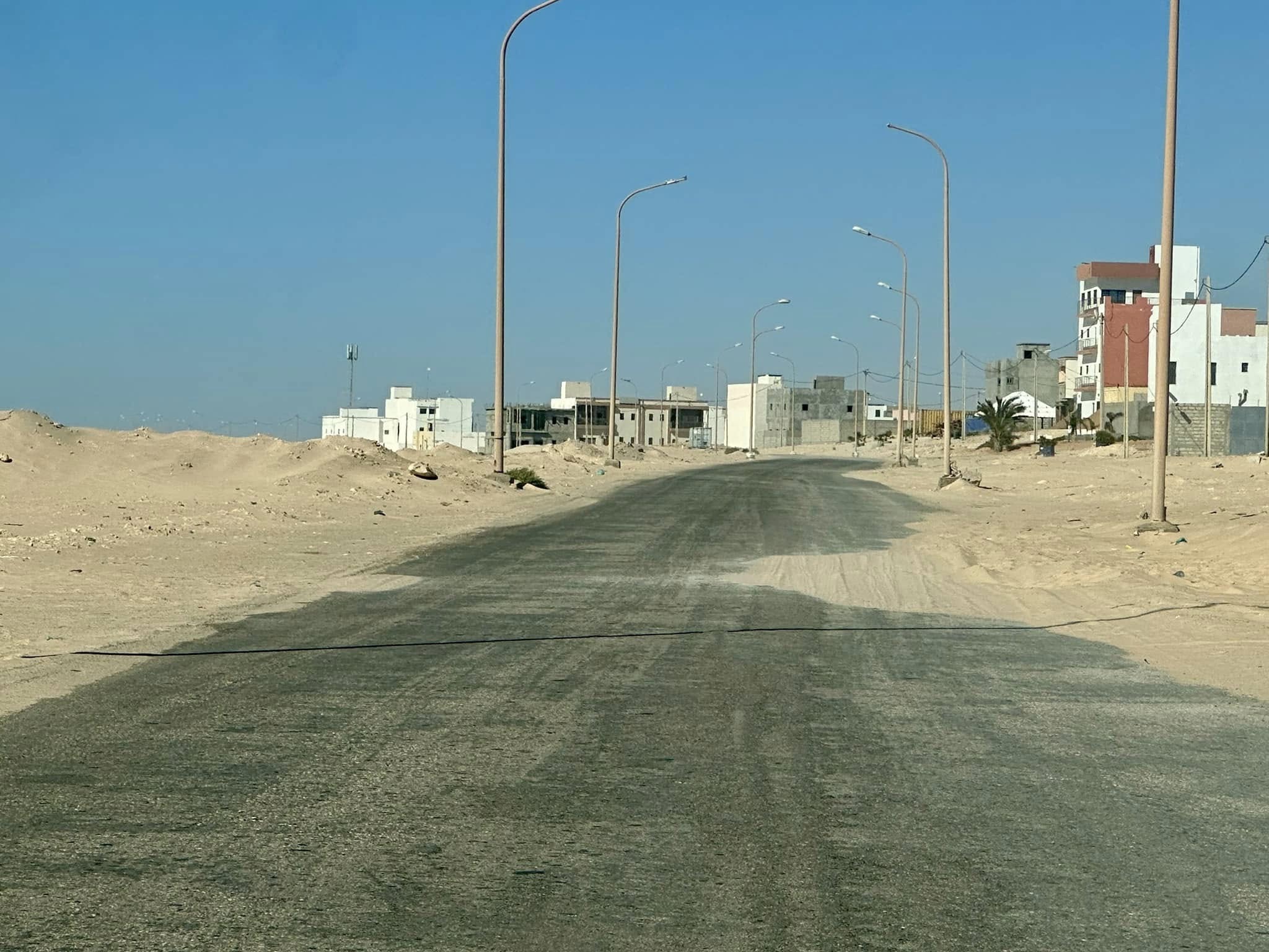 Road to accommodation, Nouadhibou