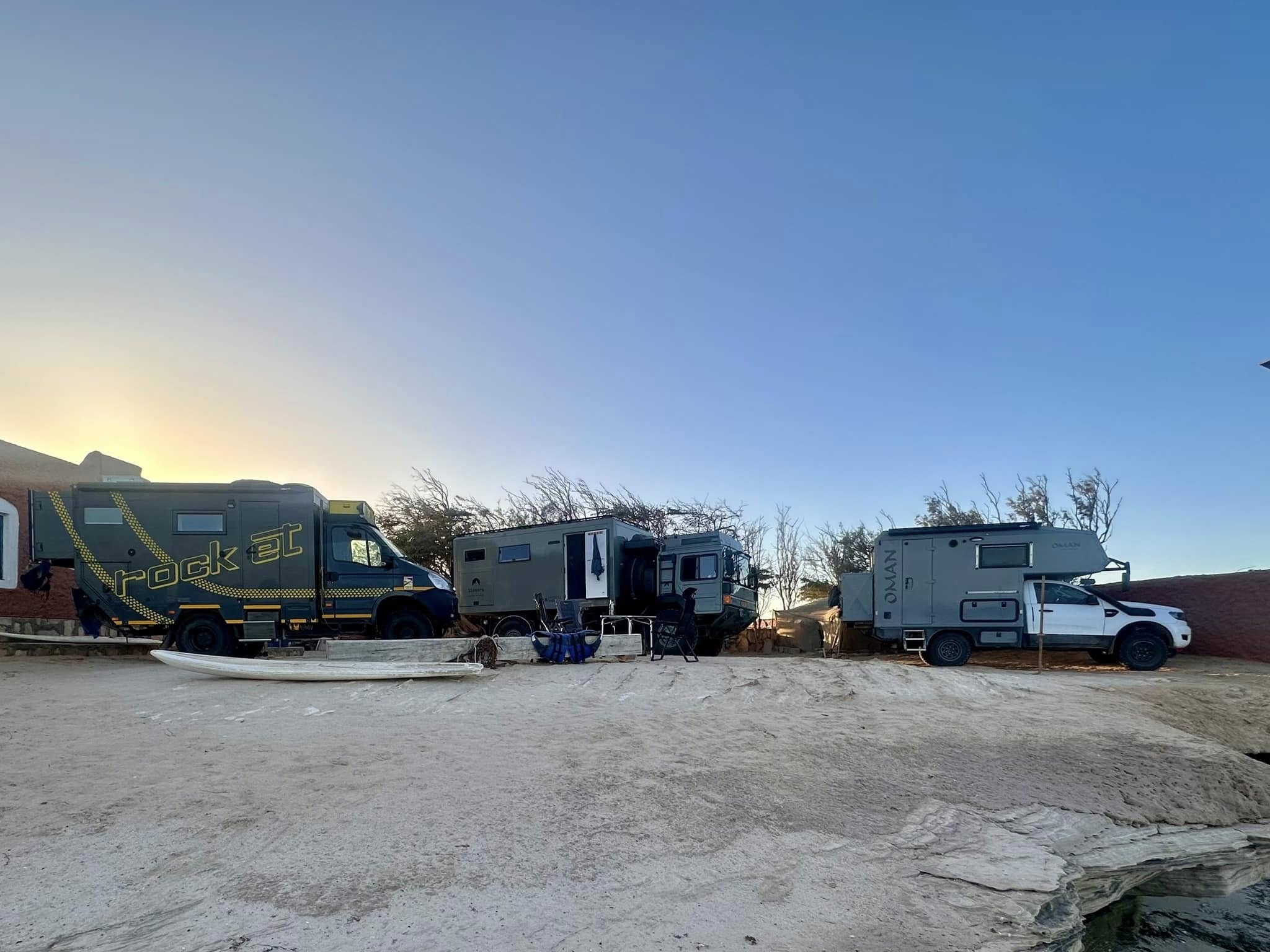 Overlanders, Villa Maguella