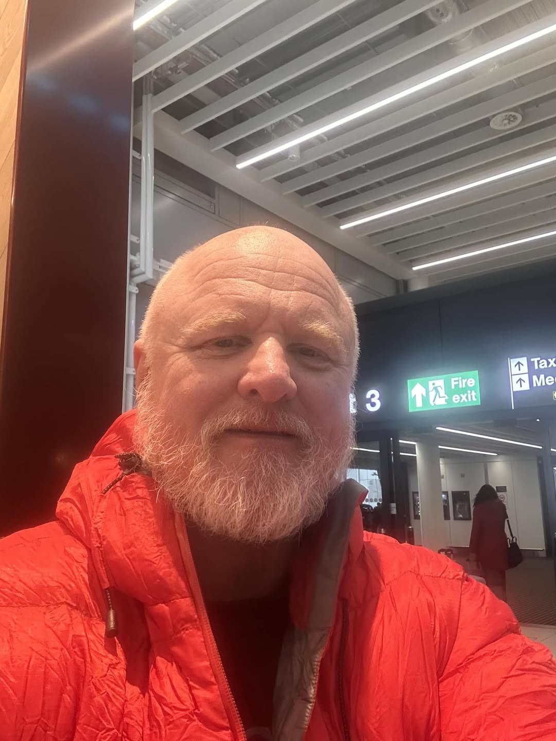 Kev arrives at Manchester Airport